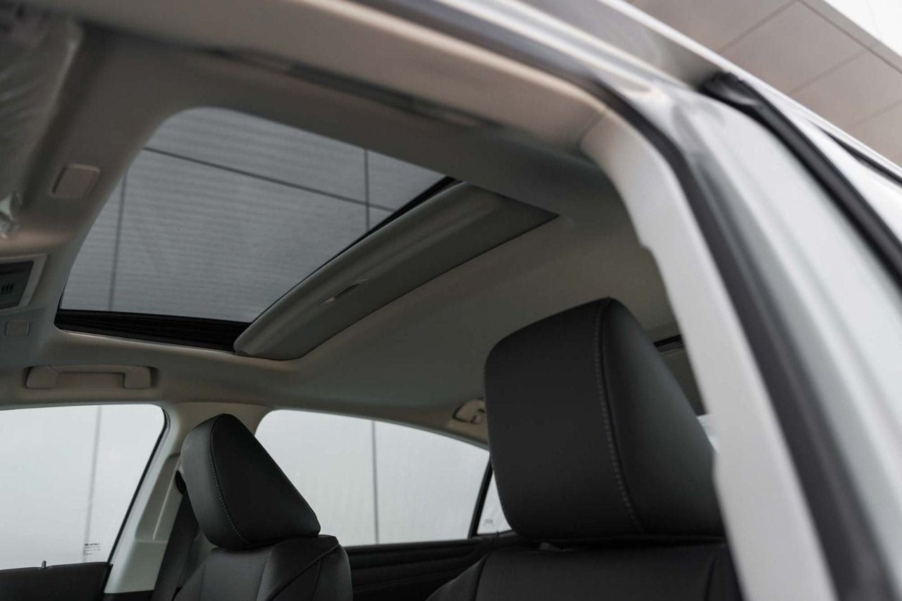 2025 Lexus ES HYBRID Premium
