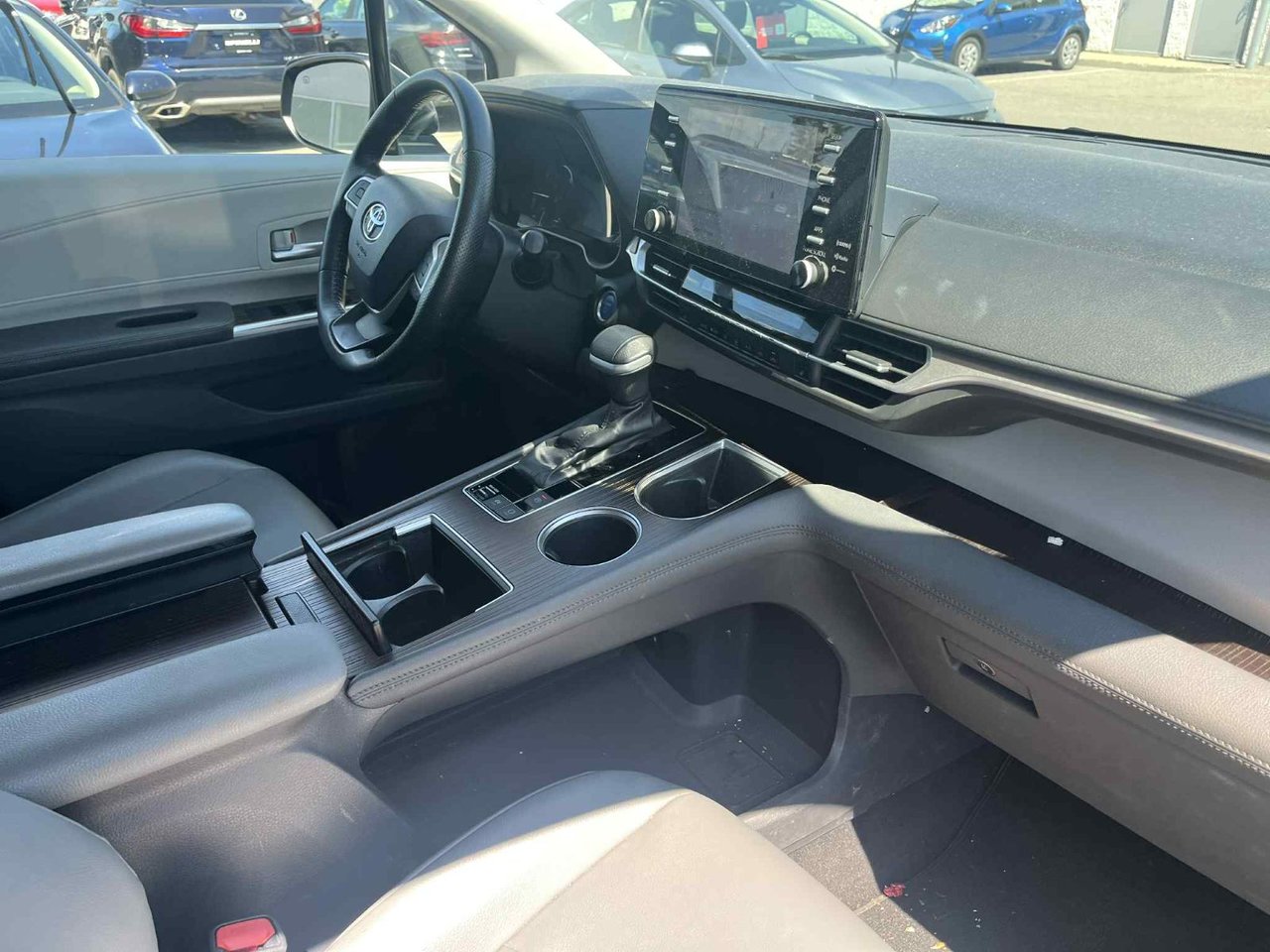2021 Toyota Sienna XLE HYBRID AWD