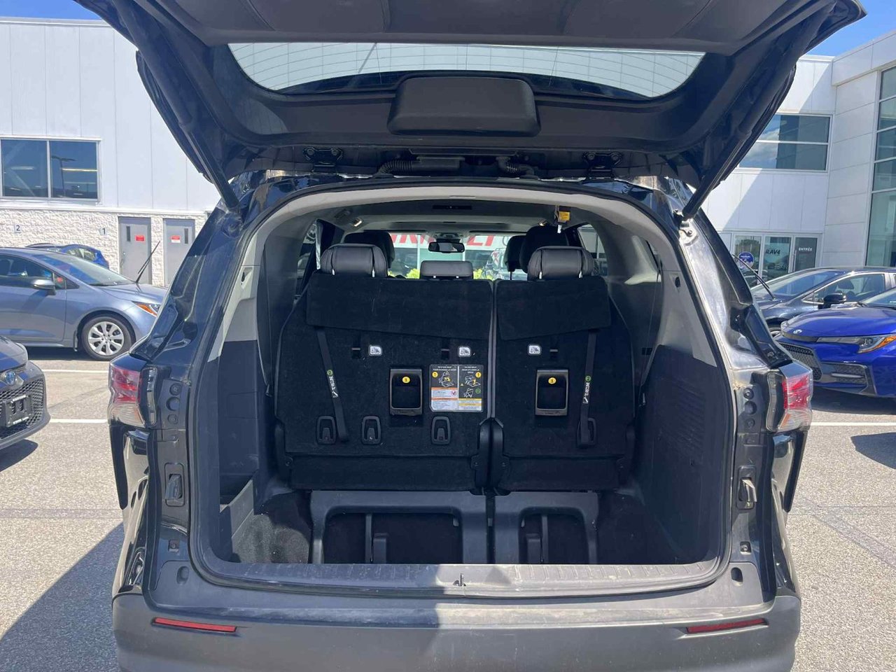 2021 Toyota Sienna XLE HYBRID AWD
