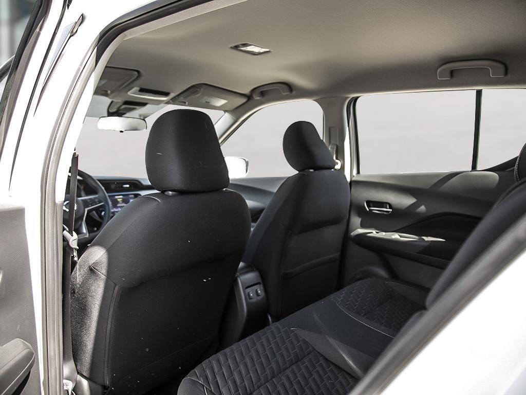 2025 Nissan Kicks Play SV