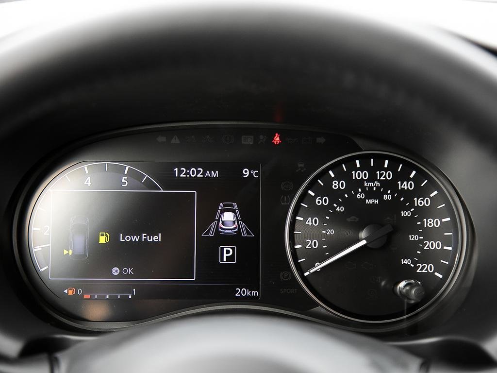 2025 Nissan Kicks Play SV