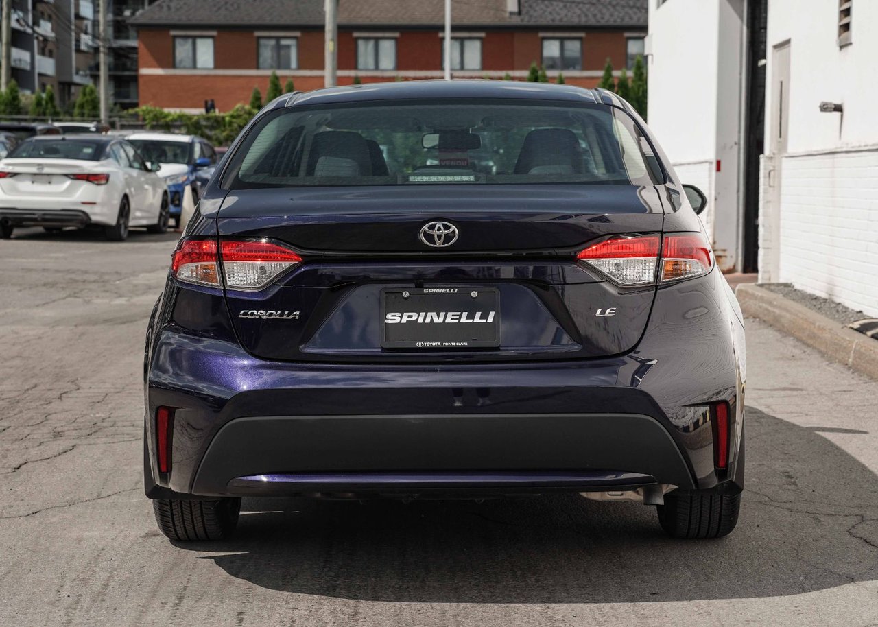 2022 Toyota Corolla LE