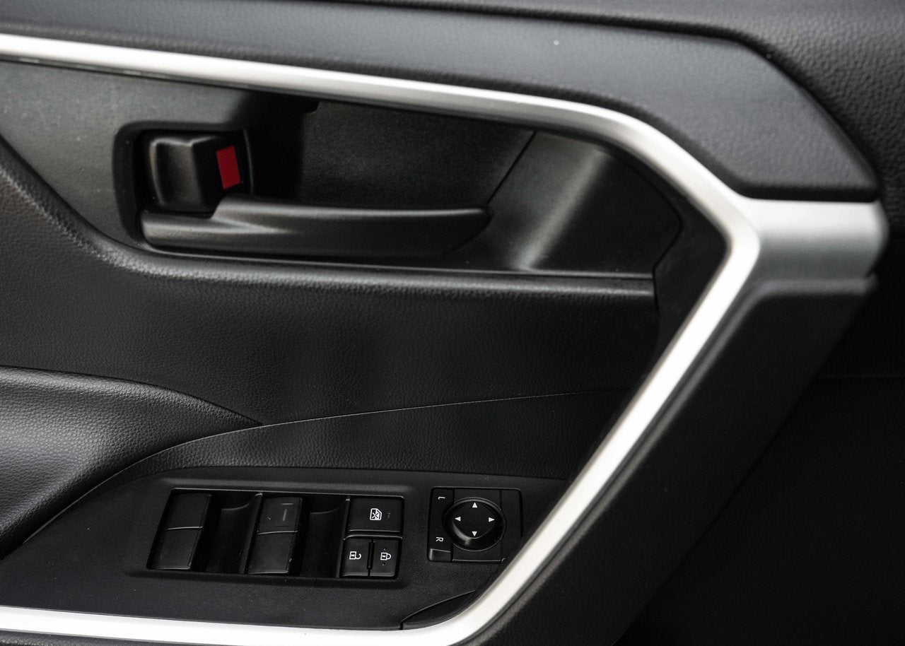 2022 Toyota RAV4 LE AWD