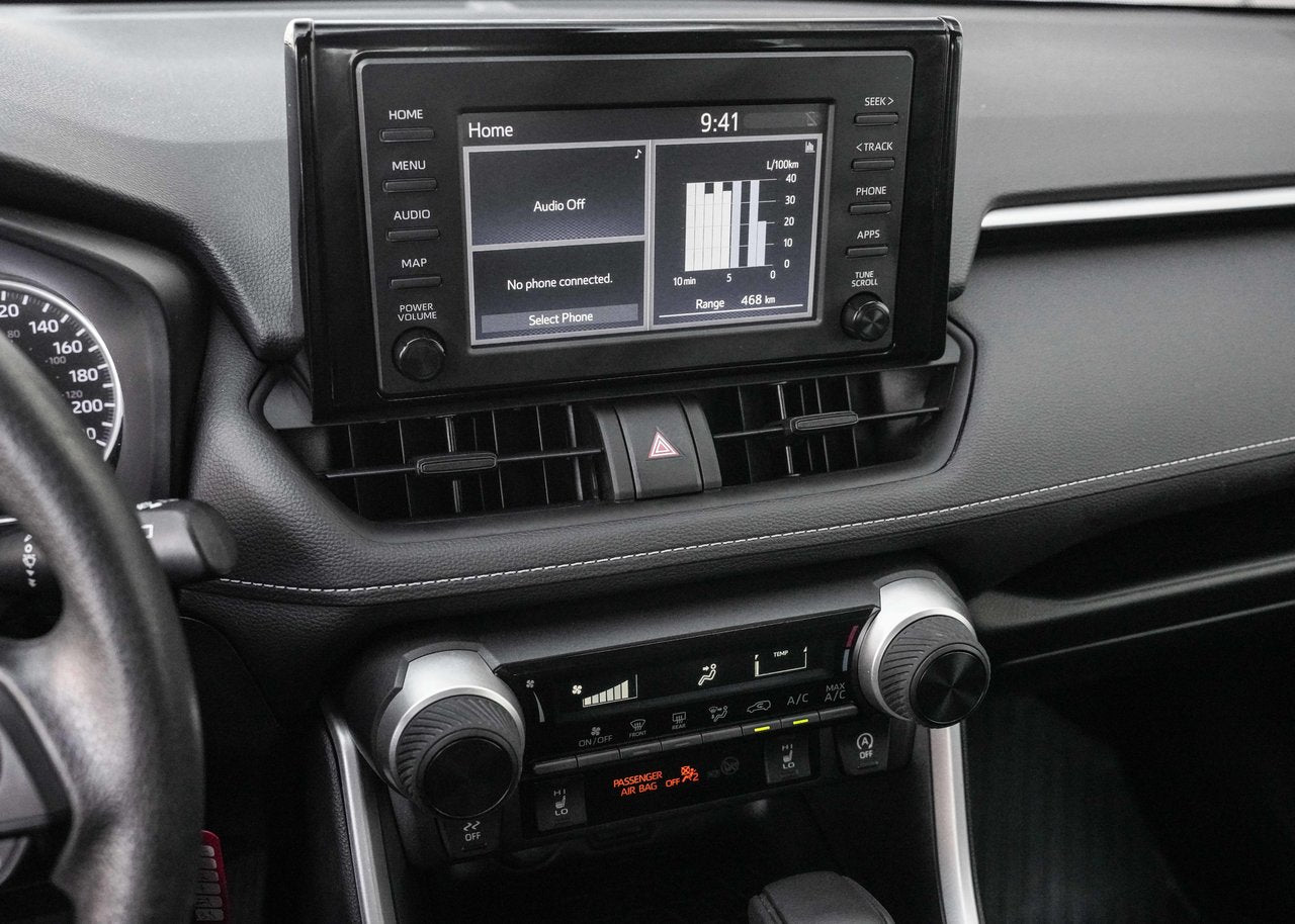 2022 Toyota RAV4 LE AWD