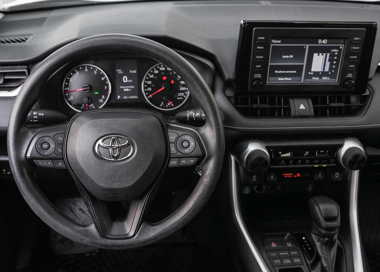 2022 Toyota RAV4 LE AWD