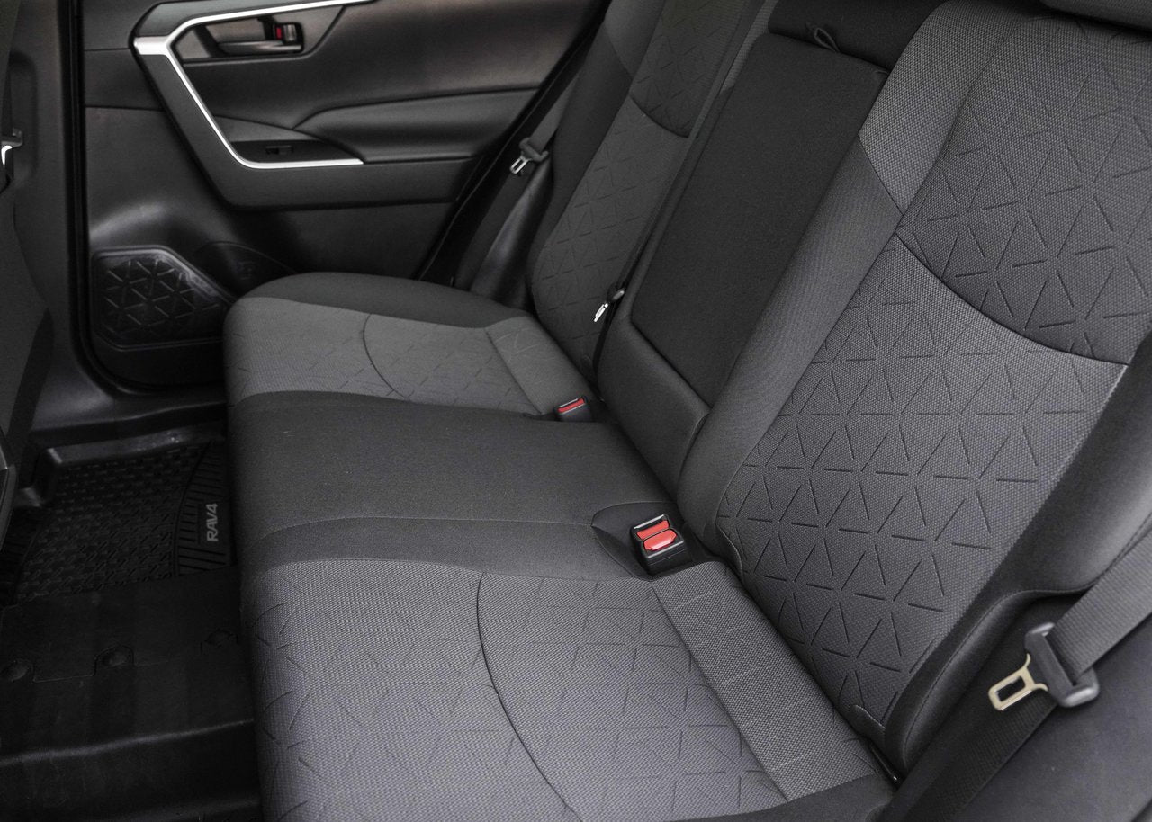 2020 Toyota RAV4 LE AWD