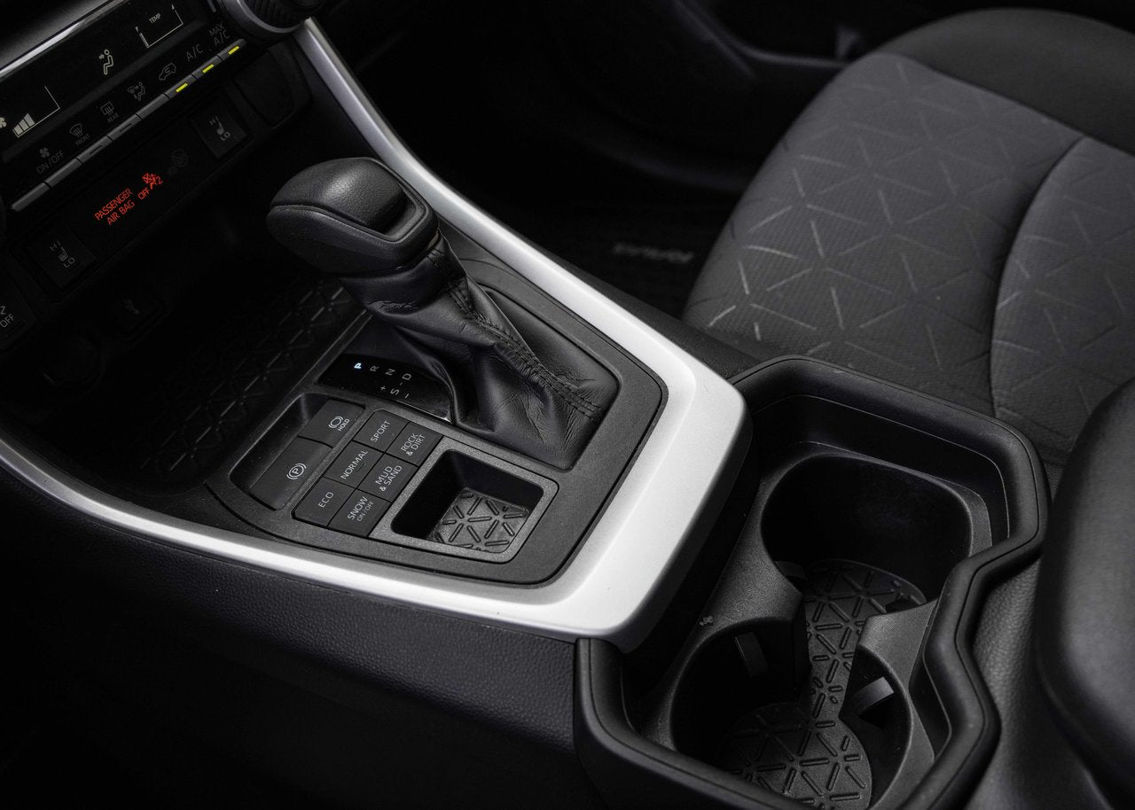 2020 Toyota RAV4 LE AWD
