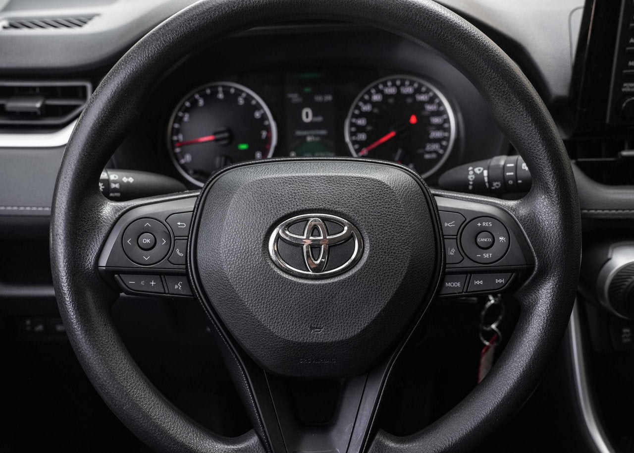 2020 Toyota RAV4 LE AWD