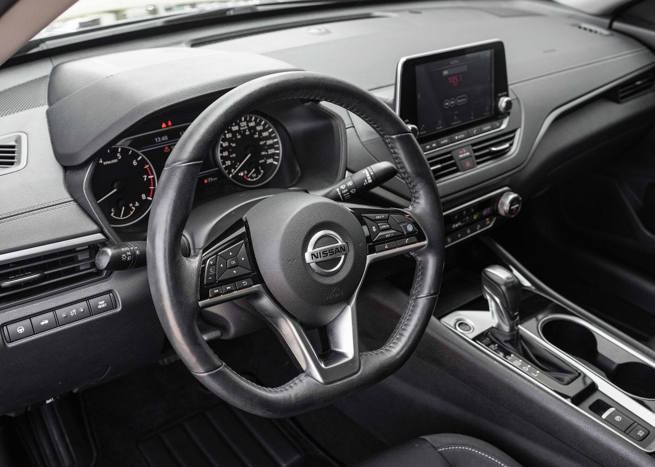 2020 Nissan Altima 2.5 SV AWD BAS KM TOIT CARPLAY