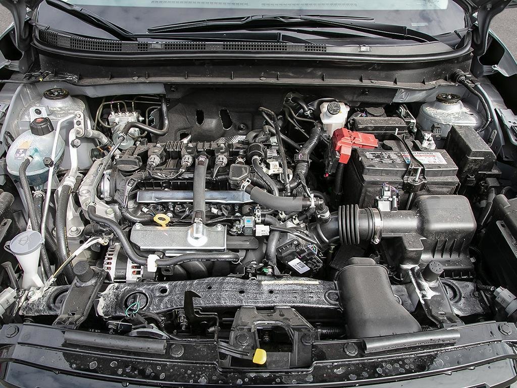 2025 Nissan Kicks Play S FWD