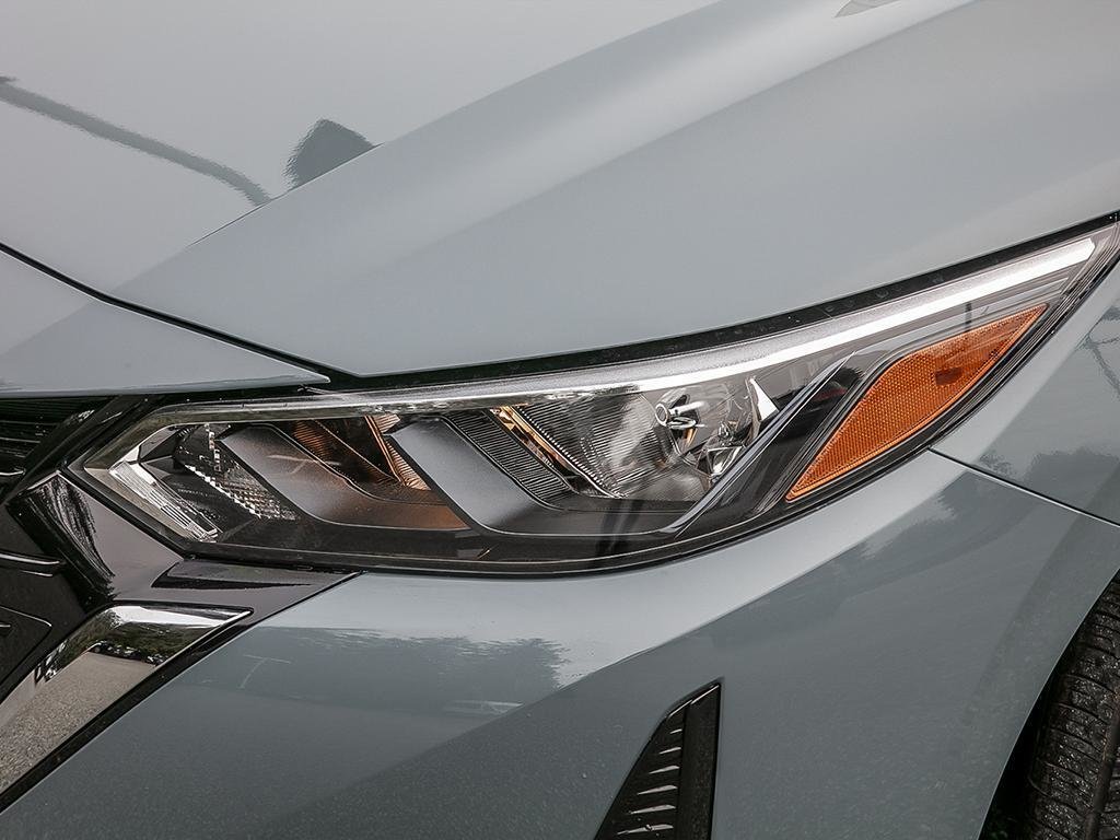 2025 Nissan Sentra SV MOONROOF