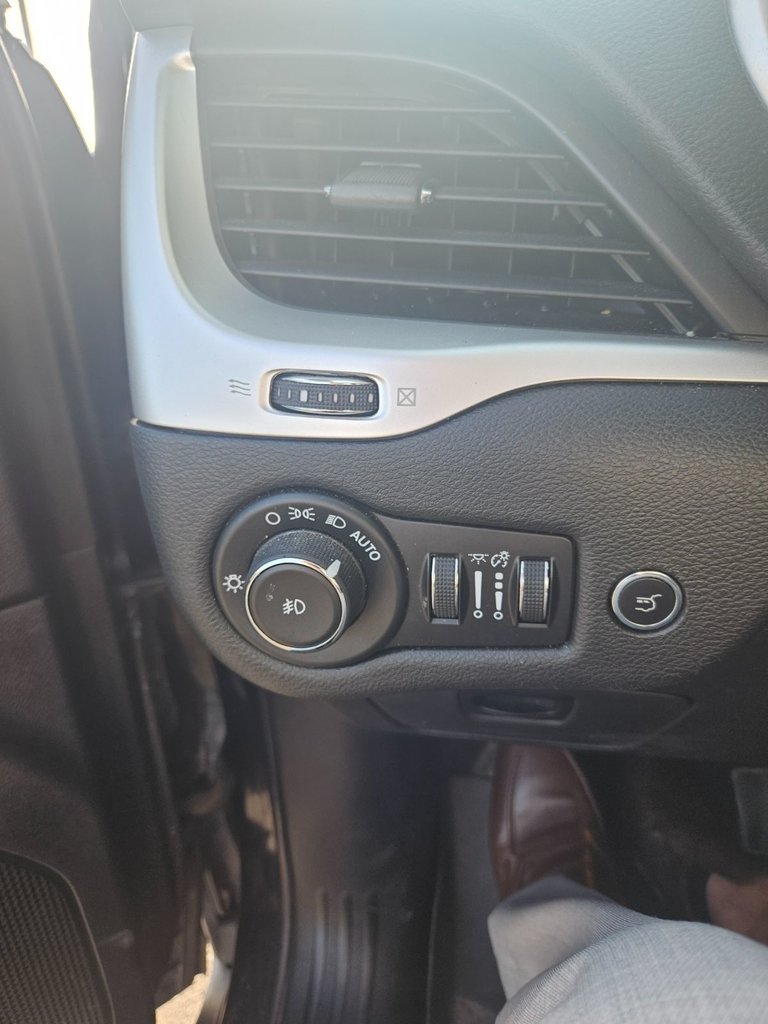 2016 Jeep Cherokee TRAILHAWK/4X4/V6/TOIT PANO/KEYLESS/BLINDSPOT