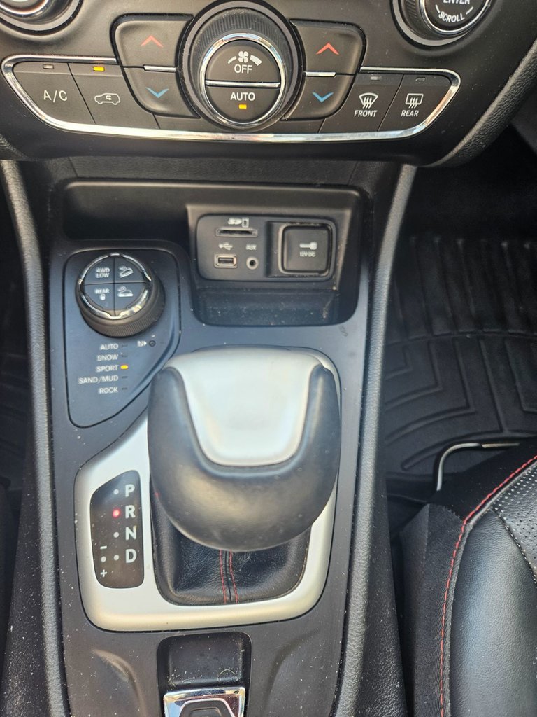 2016 Jeep Cherokee TRAILHAWK/4X4/V6/TOIT PANO/KEYLESS/BLINDSPOT