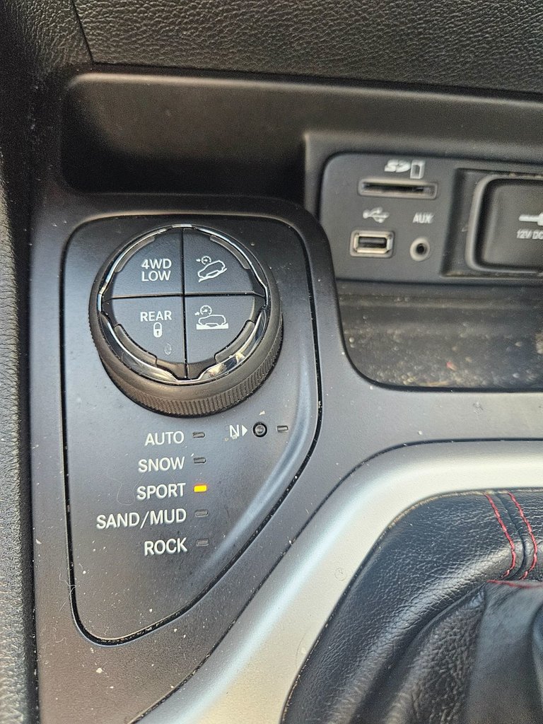 2016 Jeep Cherokee TRAILHAWK/4X4/V6/TOIT PANO/KEYLESS/BLINDSPOT