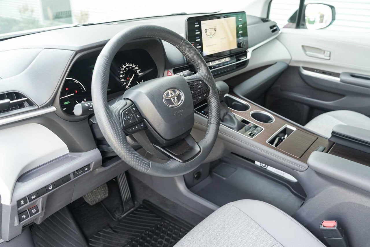 2024 Toyota Sienna LE/HYBRID/AWD/3EM RANGÉ/