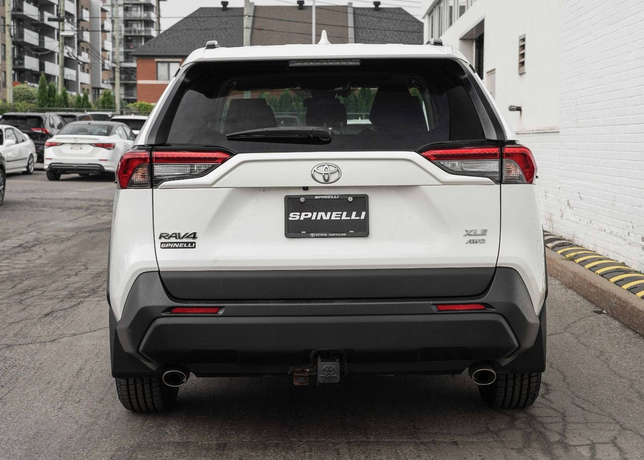 2020 Toyota RAV4 XLE AWD
