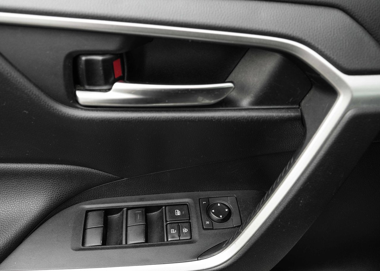 2020 Toyota RAV4 XLE AWD