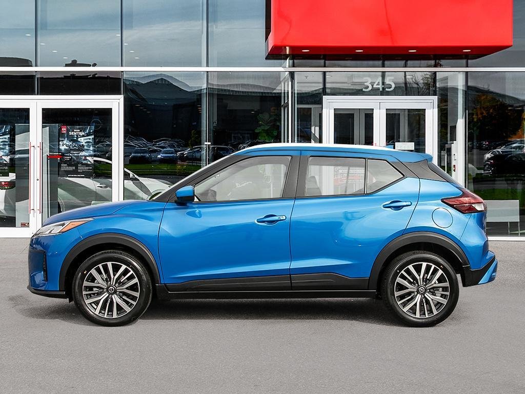 2025 Nissan Kicks Play SV