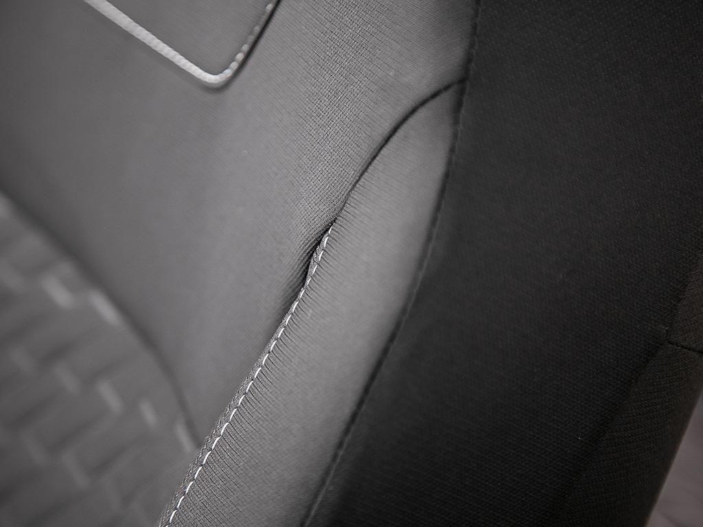 2025 Nissan Kicks Play SV