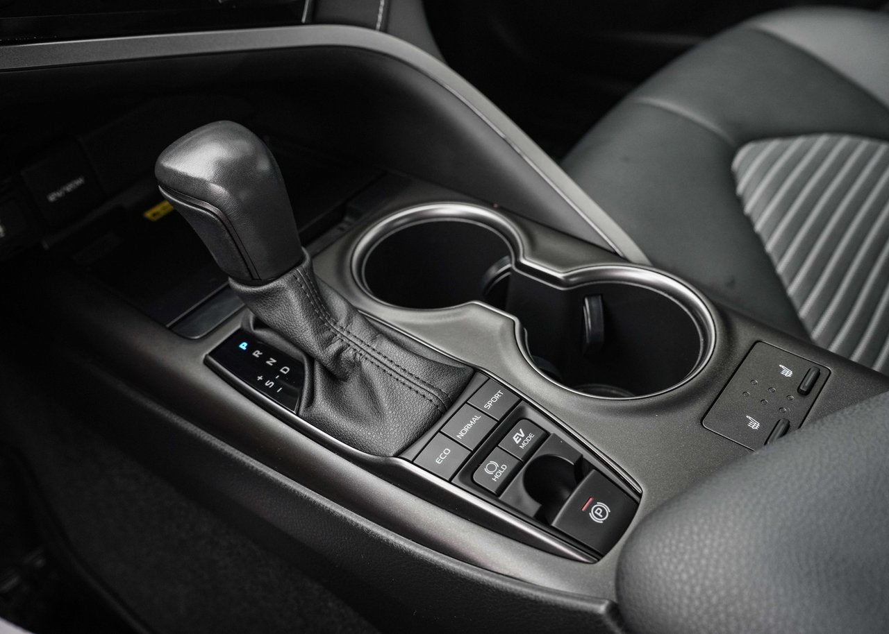 2022 Toyota Camry SE UP HYBRIDE