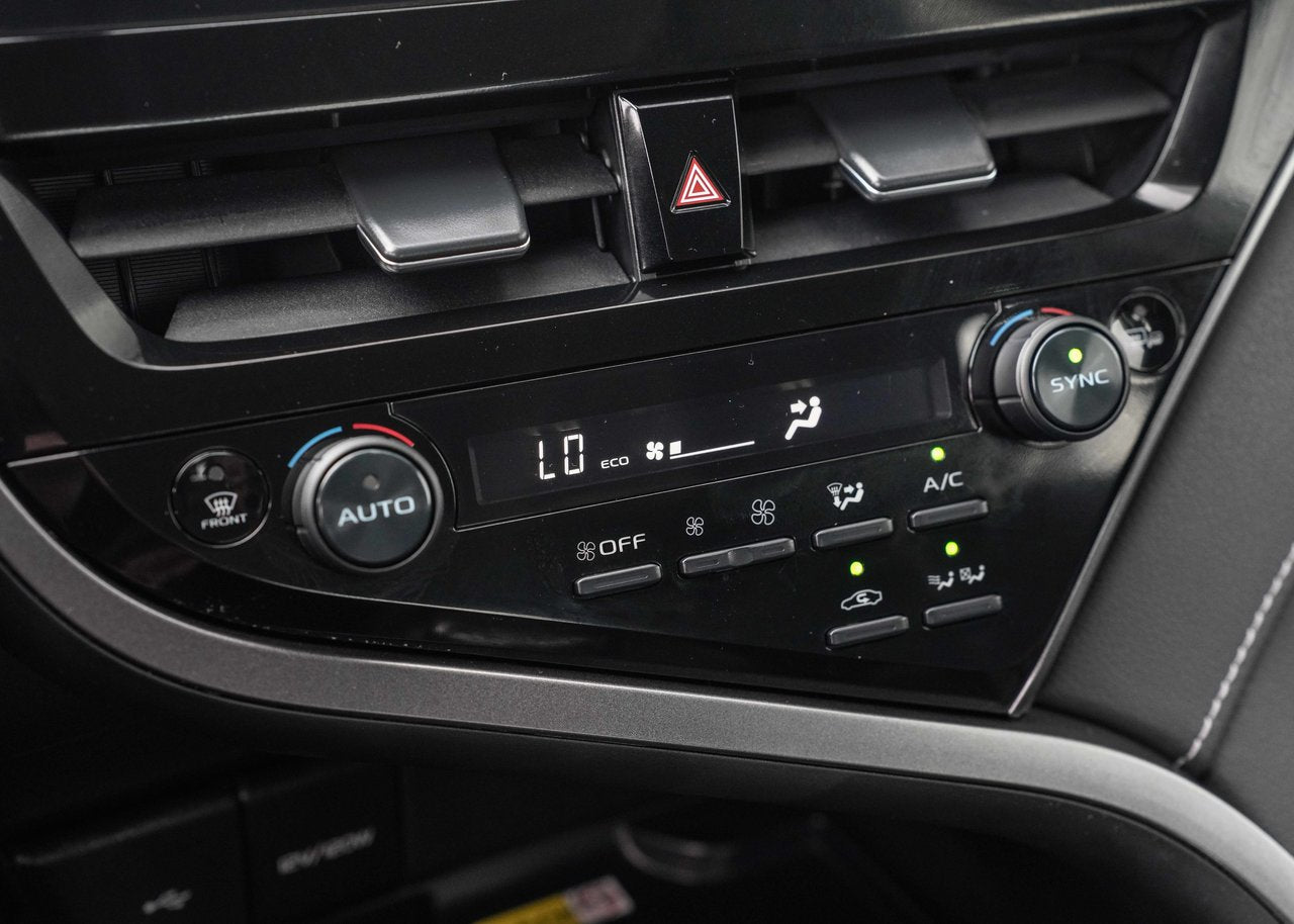 2022 Toyota Camry SE UP HYBRIDE