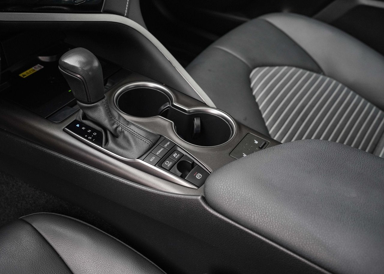 2022 Toyota Camry SE UP HYBRIDE