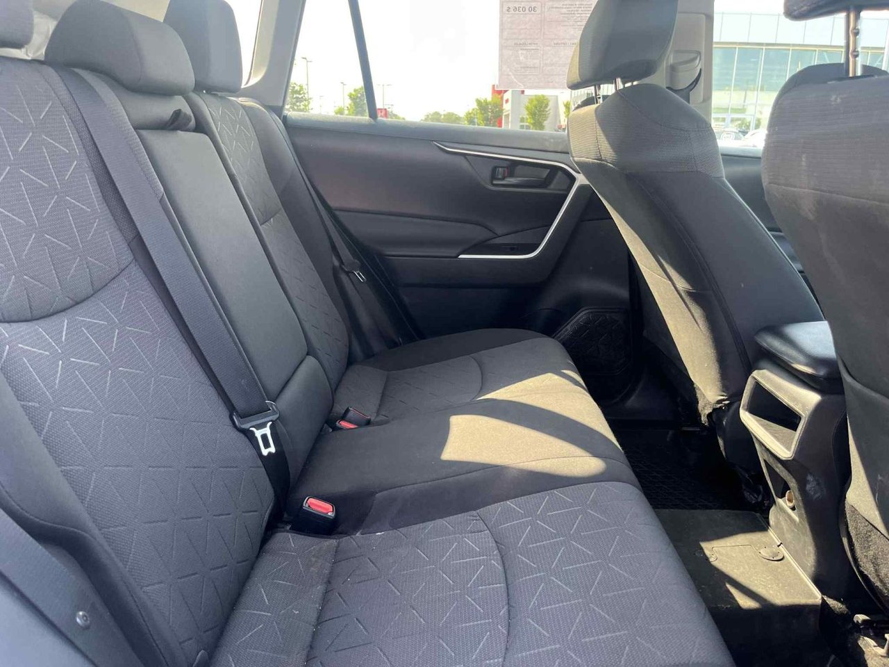 2020 Toyota RAV4 LE AWD
