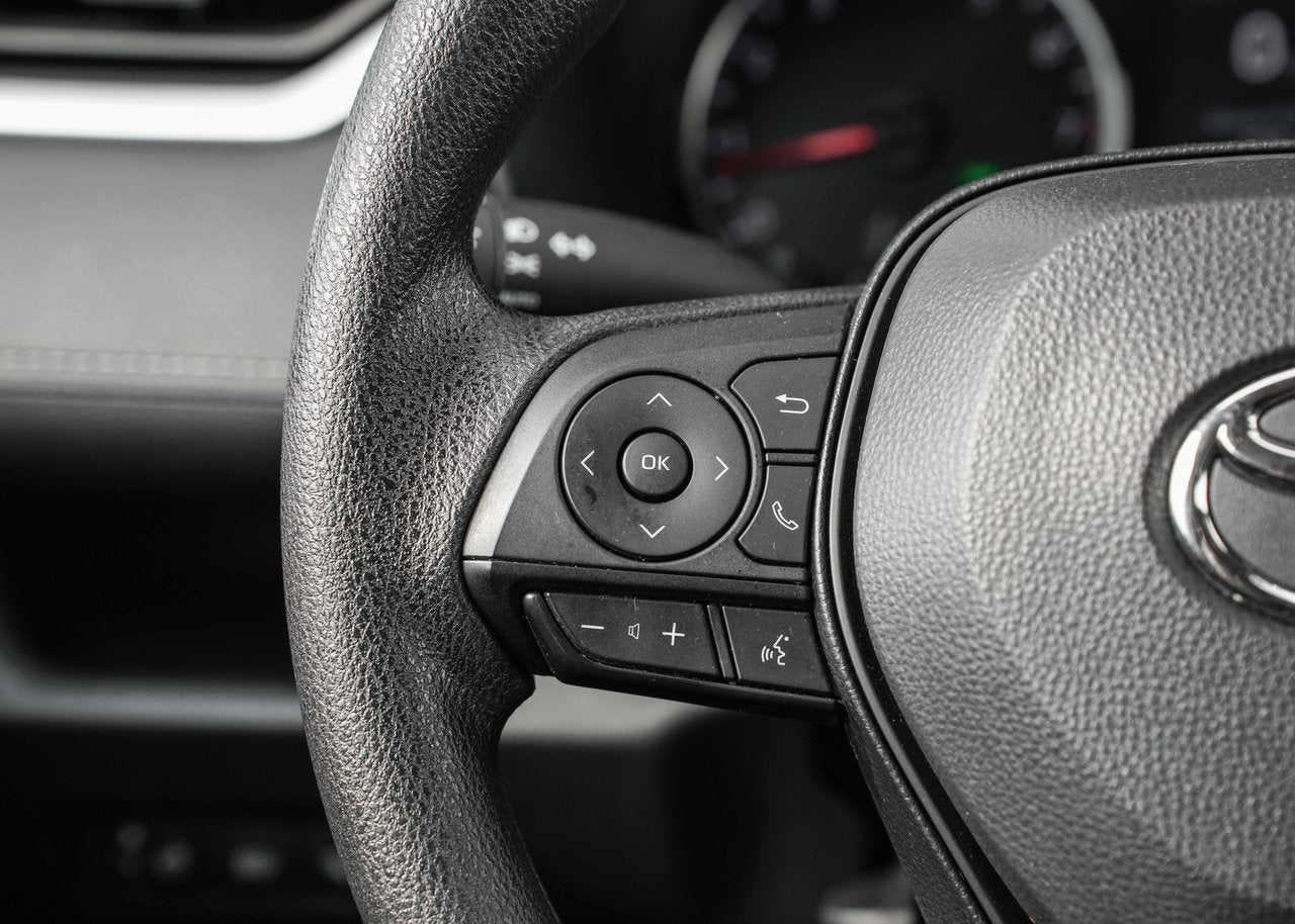 2022 Toyota RAV4 LE AWD