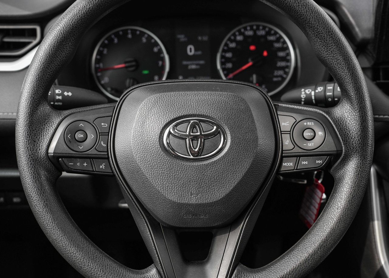 2022 Toyota RAV4 LE AWD