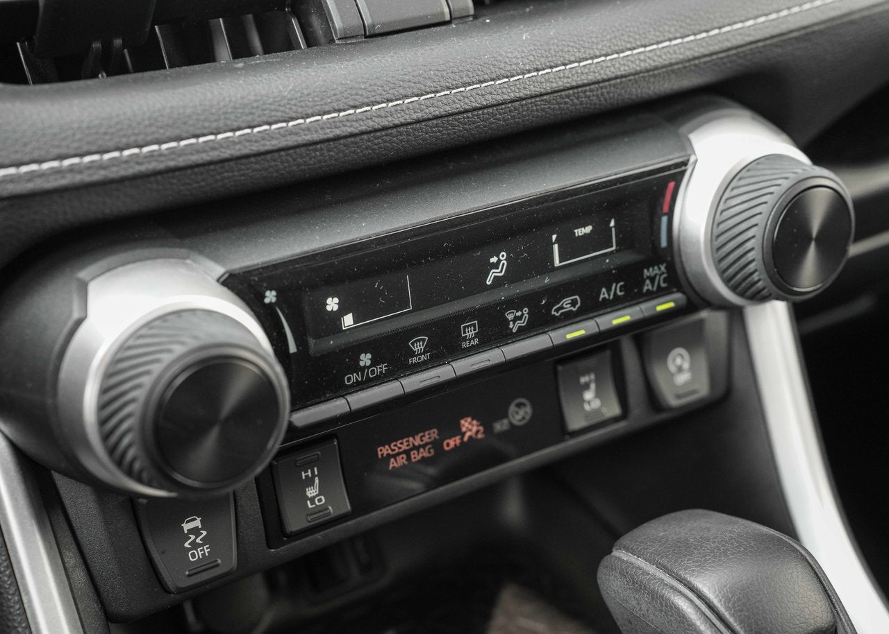 2022 Toyota RAV4 LE AWD