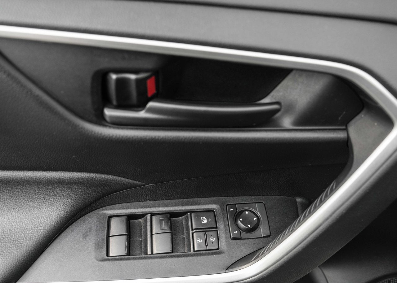 2022 Toyota RAV4 LE AWD