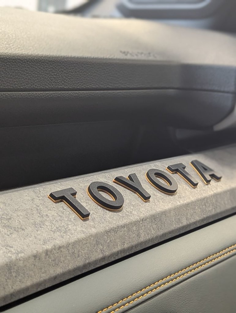 2025 Toyota TACOMA HYBRID Trailhunter