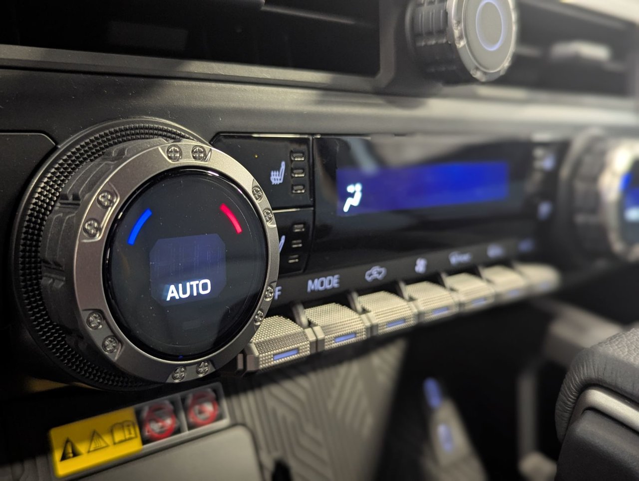 2025 Toyota TACOMA HYBRID Trailhunter