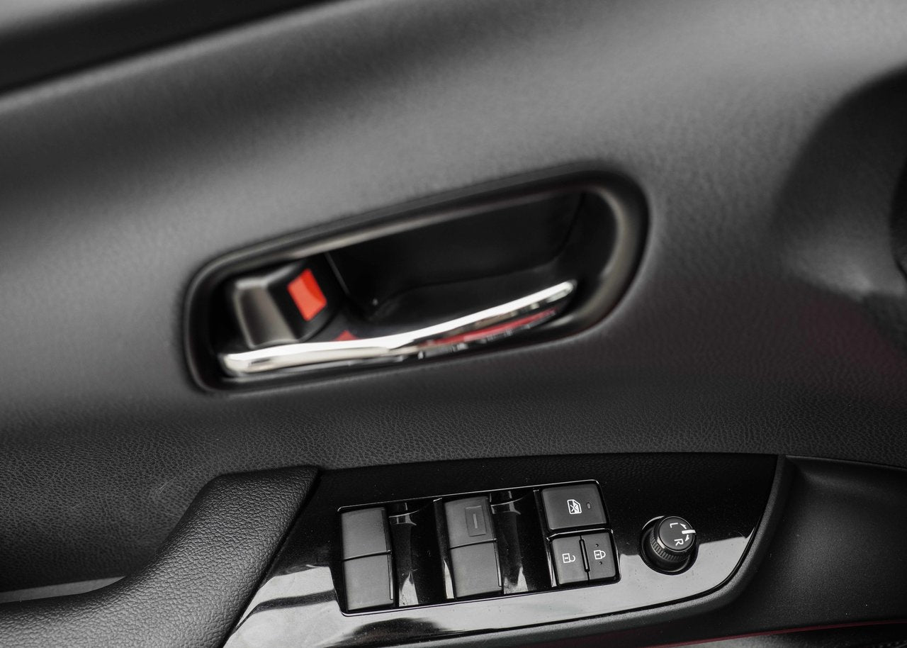 2022 Toyota PRIUS PRIME BASE