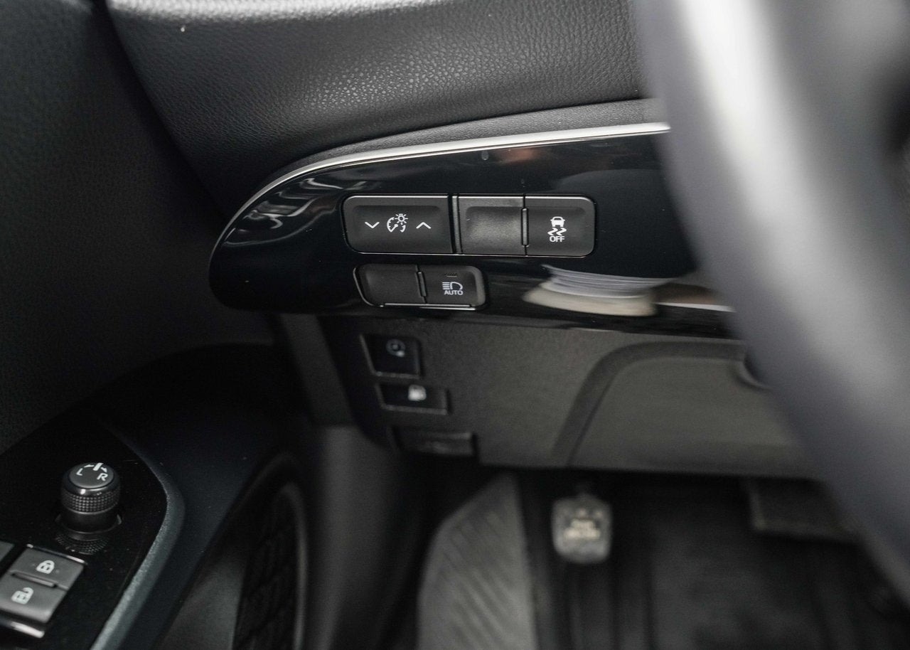 2022 Toyota PRIUS PRIME BASE