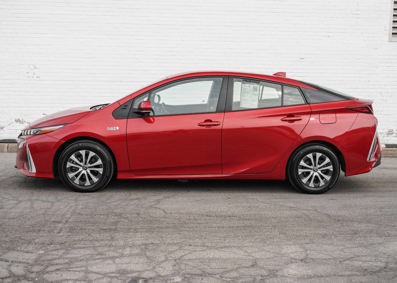 2022 Toyota PRIUS PRIME BASE