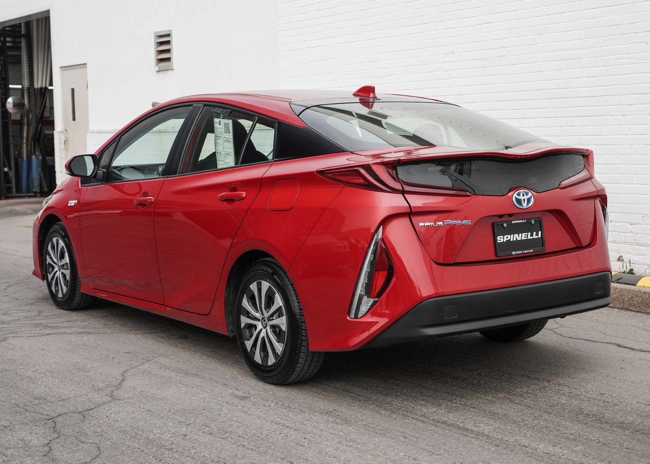 2022 Toyota PRIUS PRIME BASE