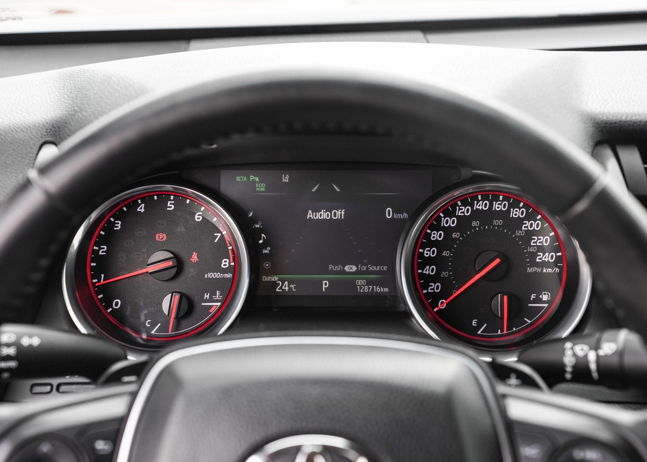2018 Toyota Camry XSE V6 CUIR ROUGE SON JBL TOIT CARPLAY CAMERA 360