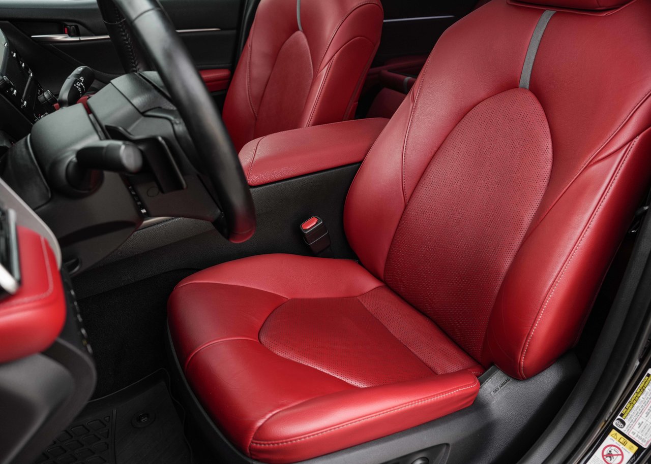 2018 Toyota Camry XSE V6 CUIR ROUGE SON JBL TOIT CARPLAY CAMERA 360