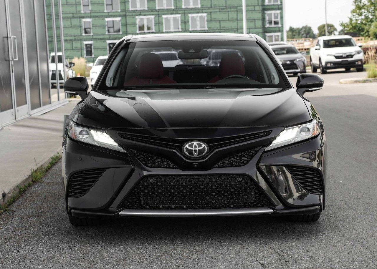 2018 Toyota Camry XSE V6 CUIR ROUGE SON JBL TOIT CARPLAY CAMERA 360