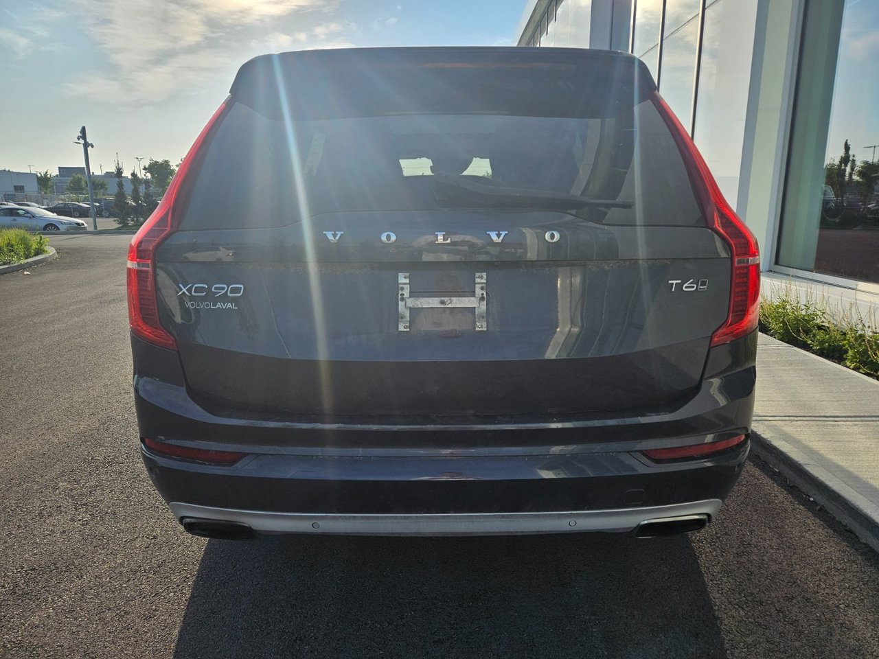 2016 Volvo XC90 T6/MOMENTUM/7 PASS/TOIT PANO/HUD/KEYLESS/BLINDSPOT