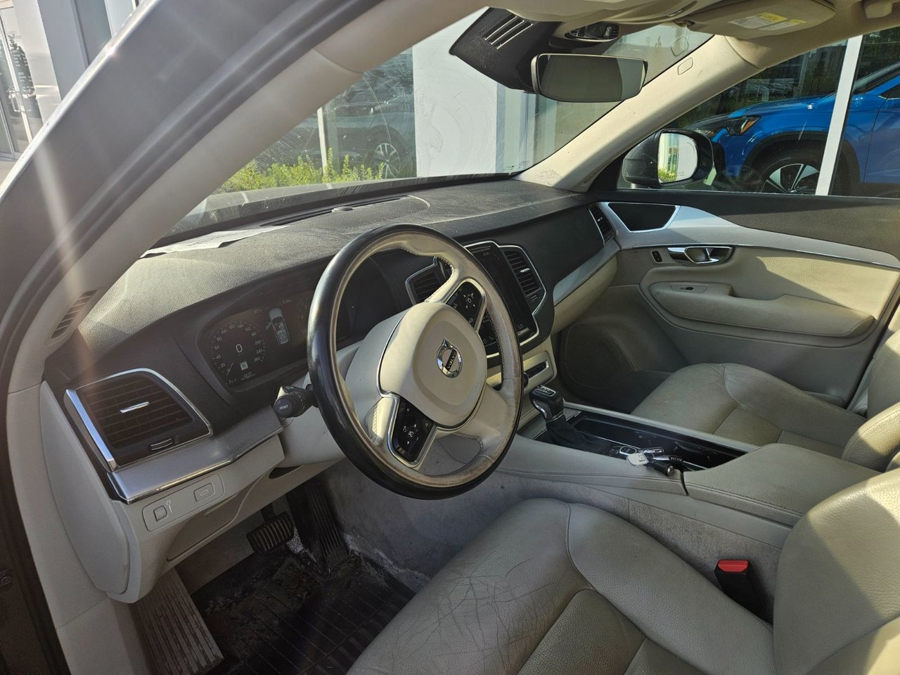2016 Volvo XC90 T6/MOMENTUM/7 PASS/TOIT PANO/HUD/KEYLESS/BLINDSPOT