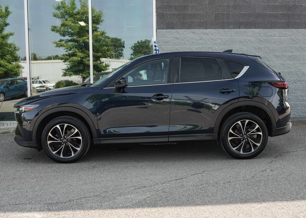 2022 Mazda CX-5 GS