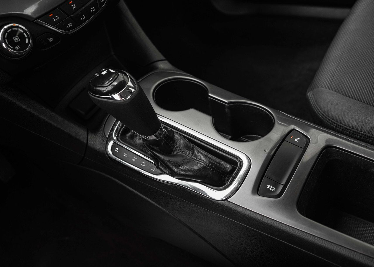 2018 Chevrolet Cruze LT AUTO; TOIT CAMERA SIEGES CHAUFFANT CARPLAY MAGS