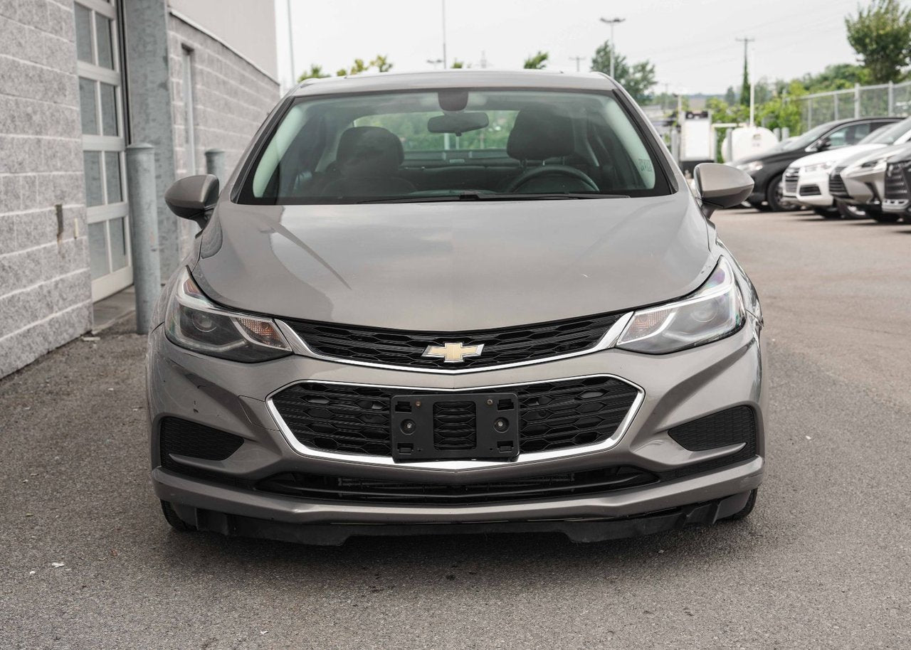 2018 Chevrolet Cruze LT AUTO; TOIT CAMERA SIEGES CHAUFFANT CARPLAY MAGS