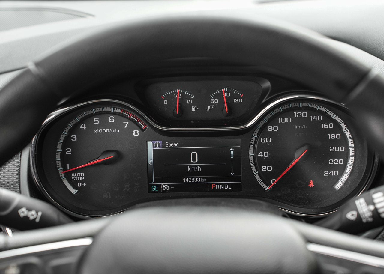 2018 Chevrolet Cruze LT AUTO; TOIT CAMERA SIEGES CHAUFFANT CARPLAY MAGS
