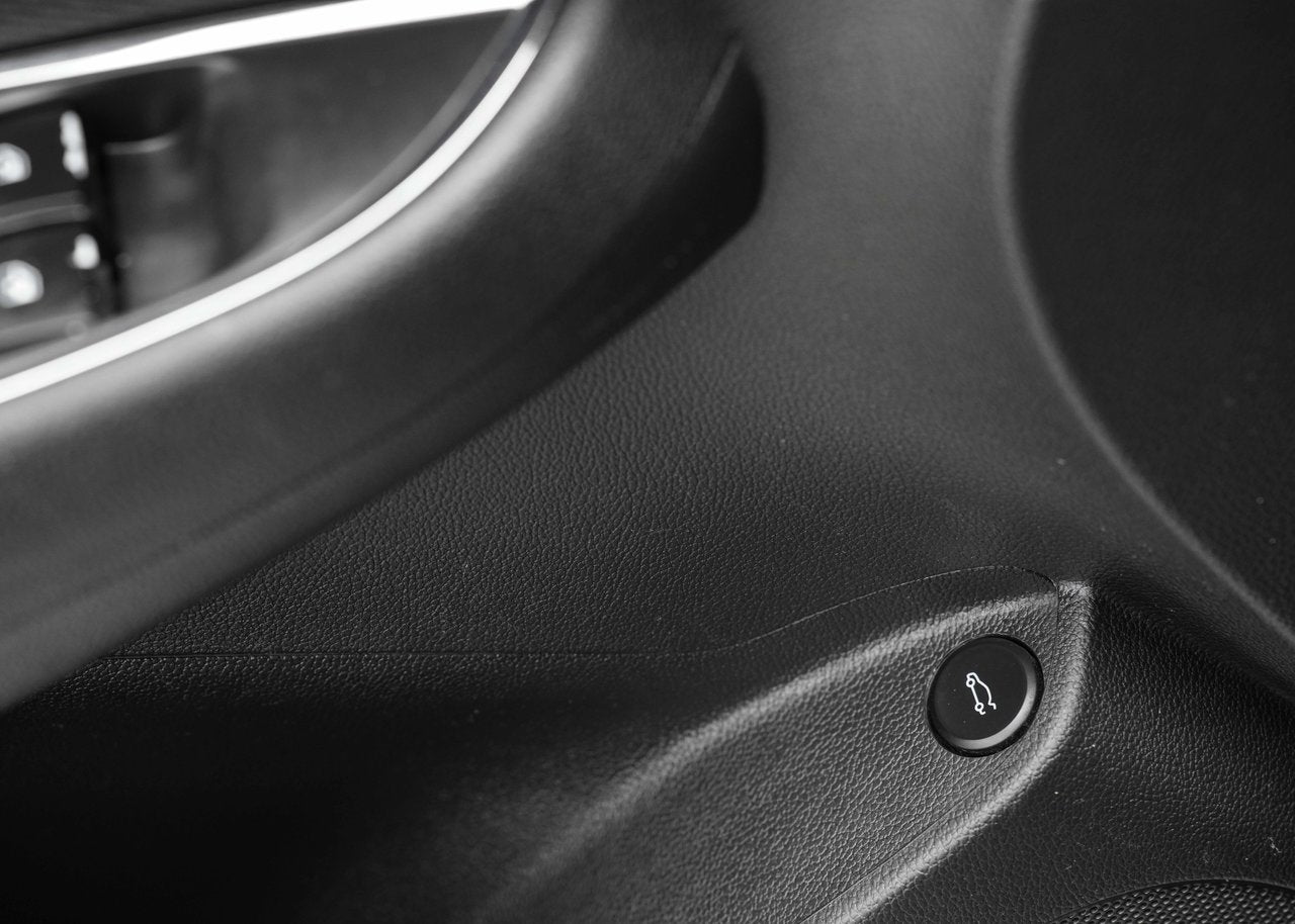 2018 Chevrolet Cruze LT AUTO; TOIT CAMERA SIEGES CHAUFFANT CARPLAY MAGS