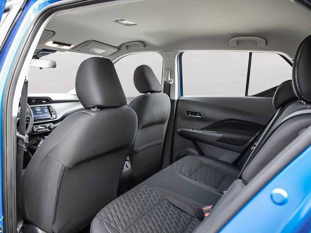 2025 Nissan Kicks Play SV FWD
