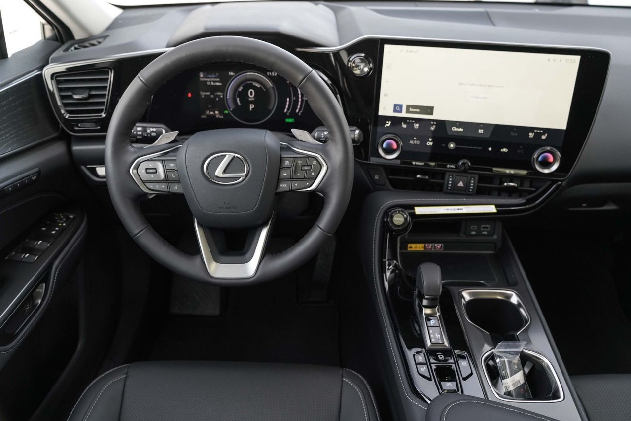 2025 Lexus NX 350h 350h ULTRA LUXURY TOIT PANO CAMERA 360