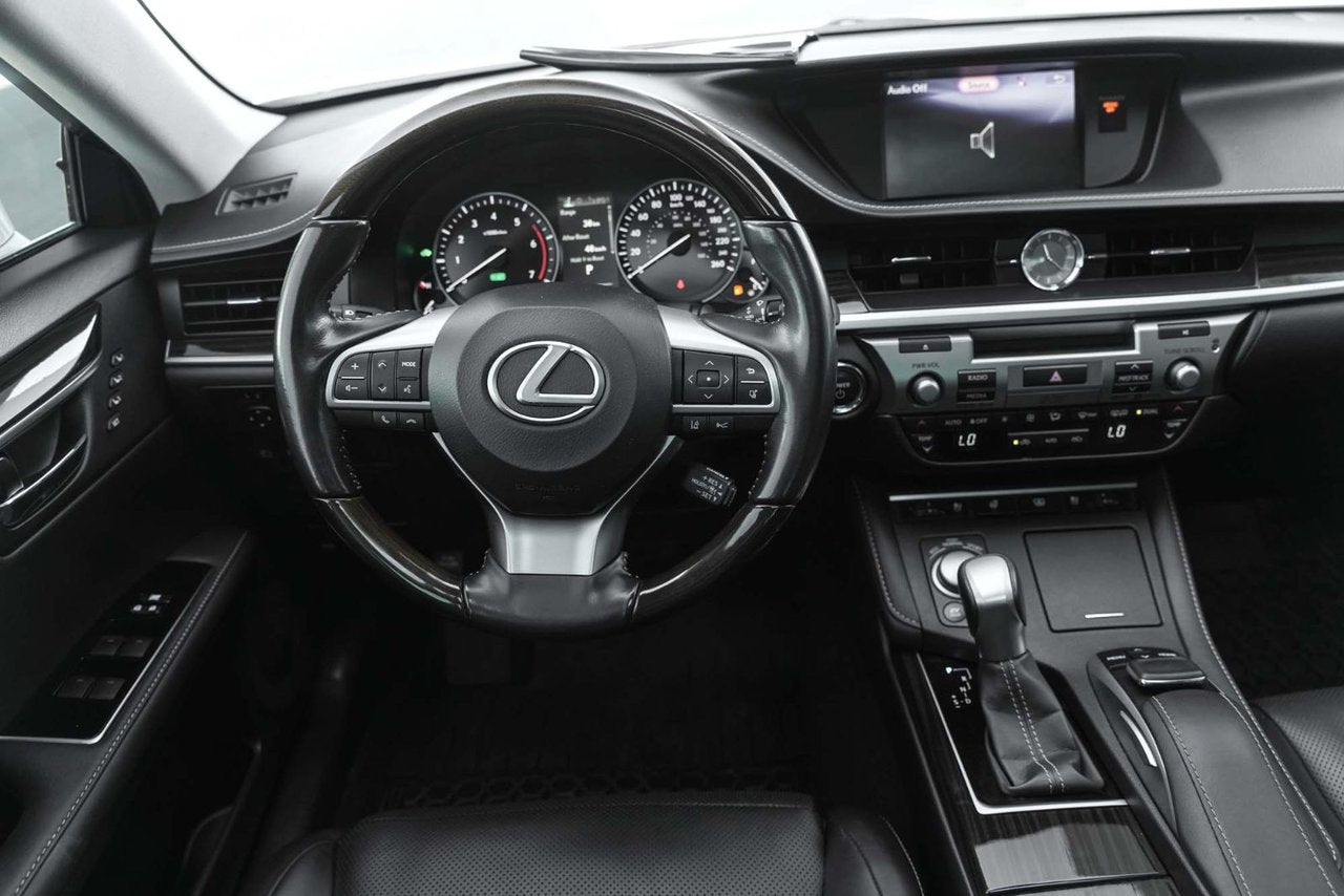 2016 Lexus ES 300h 300h EXECUTIVE LOW KM MARK LEVINSON NAVI CUIR TOIT